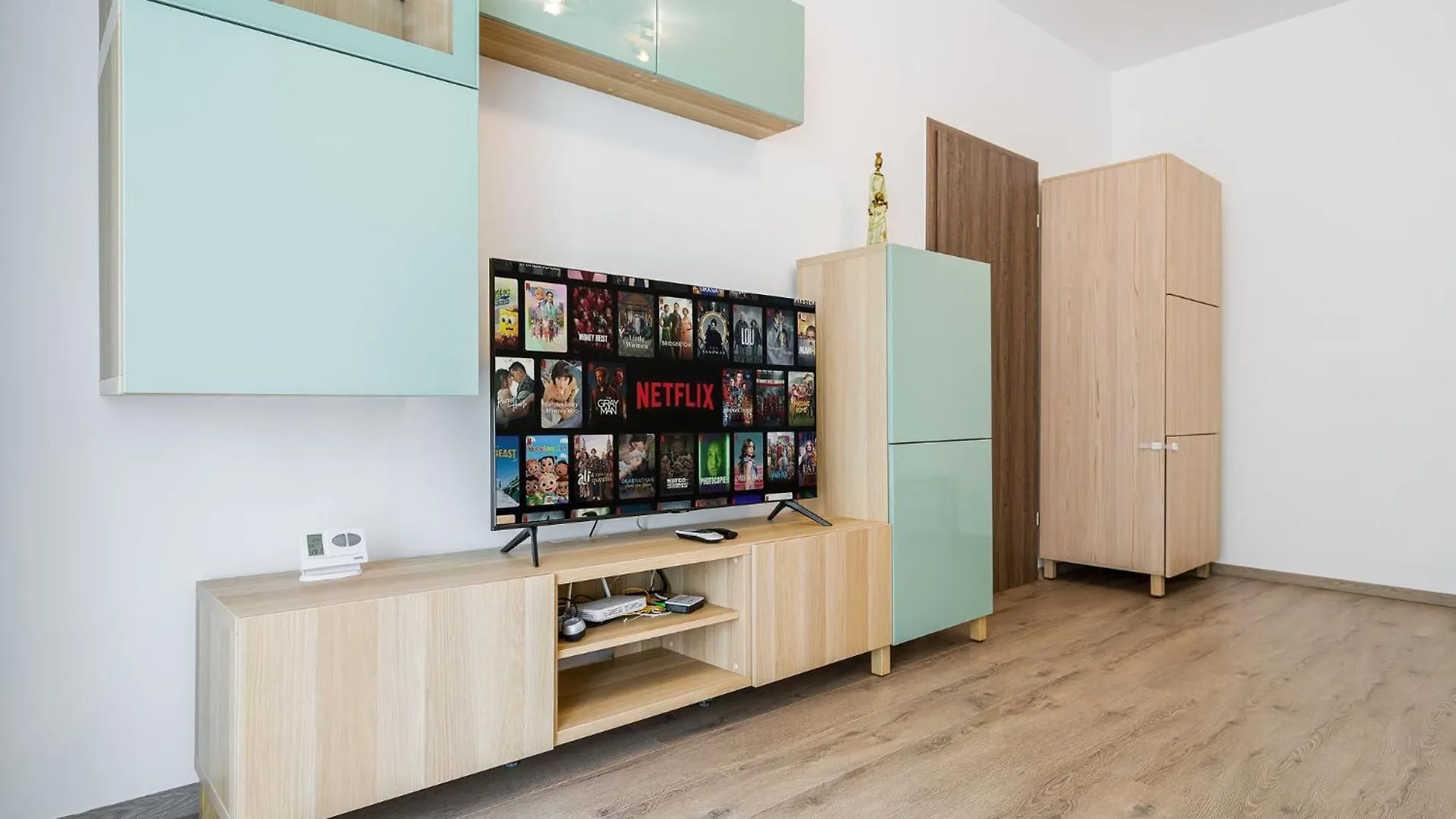 Politehnica Deluxe Apartment Bucharest Romania