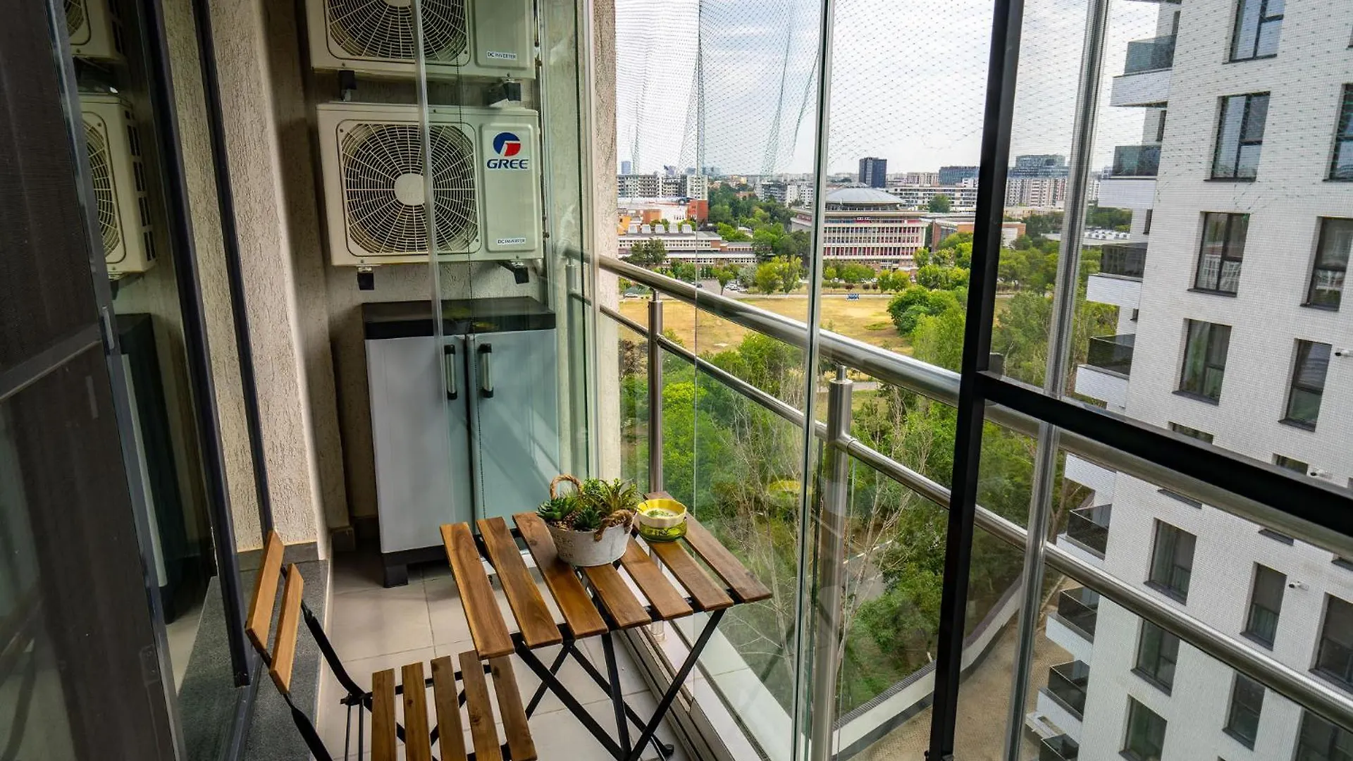 Politehnica Deluxe Apartment Bucharest 0*,